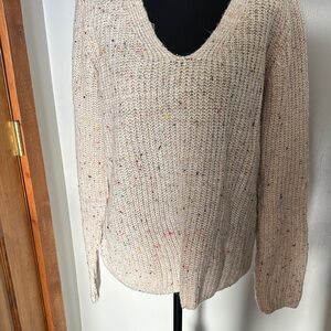 Elegant V-Neck Speckled Sweater